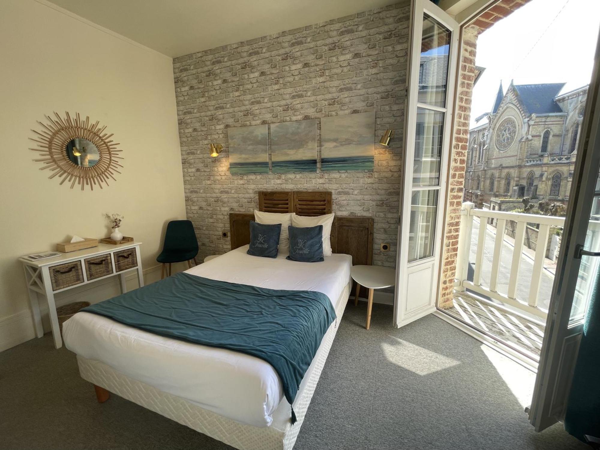 Le Trouville - Hotel De Charme Zewnętrze zdjęcie